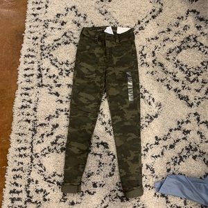 american eagle camo skinny jean